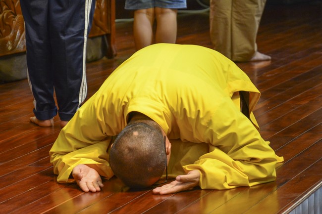 The 1st Three-Jewel Refuge Ceremony in 2021